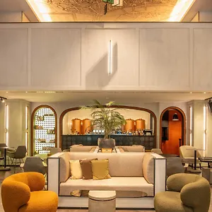 Hotel Firstname, Tolosa